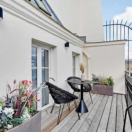 Libere Haussmann Apartman *