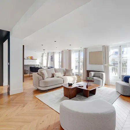 Libere Haussmann Apartmán
