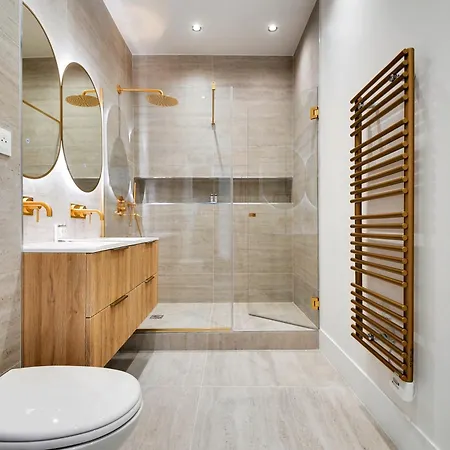 Libere Haussmann Apartman *